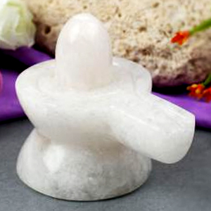 White Agate Shivlinga 212 gms