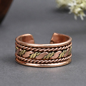 Studded Ribbon Design Copper Ring