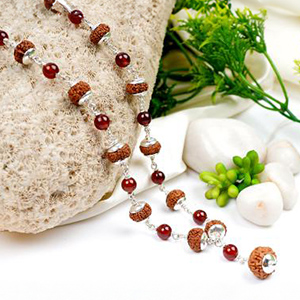 9 Mukhi with Gomed Mala in Silver Caps