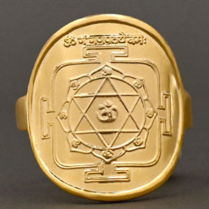 Shree Ganesh Yantra Ring in Pure Gold (22K)