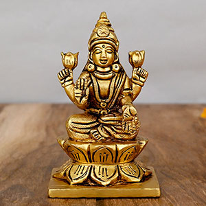 Kamal Lakshmi Brass Idol