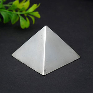 Parad Pyramid