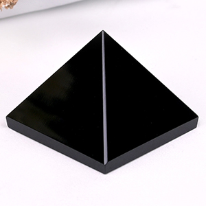 Black Jade Pyramid (15 to 20 gms)