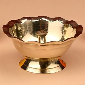 Floral Oil Lamp Brass Diya - Large