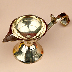 Brass Aarti Diya Oil Lamp