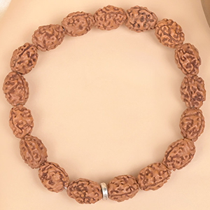 3 Mukhi Rudraksha Bracelet