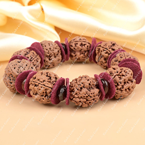4 Mukhi Nepali Rudraksha Red Sandal & Woolen Spacer Bracelet