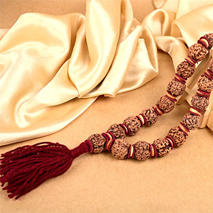 4 Mukhi Nepal Rudraksha x Woolen & Wooden Spacers Mala