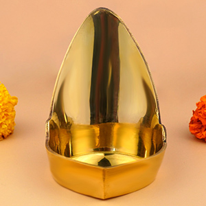 Mada Vilakku Brass Deepam