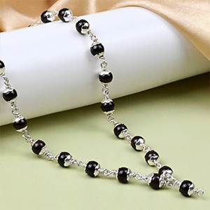 Garnet 925 Silver Flower Caps Mala