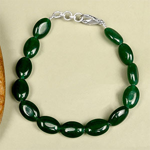 Green Onyx Oval Beads Bracelet - 13 mm