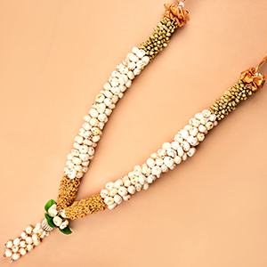 Makhana and Elaichi Dry Garland Mala