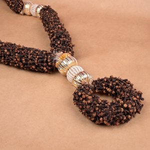 Handcrafted Laung (Clove) Deity Garland Mala