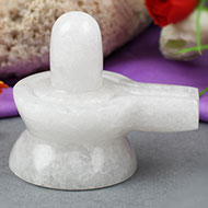 White Agate Shivlinga - 147 gms