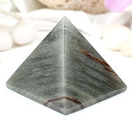 Pyramid in Green Agate