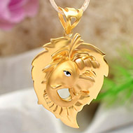 Ganesha in Leaf Pendant - 5 gms