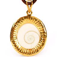 Gomati Chakra locket in pure Gold