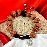 9 Mukhi Rudraksha with Gomed and Black Ebony Bracelet