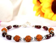 Rudraksha and Gomed Bracelet - 35 carats