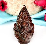 Gomedh shree yantra on lotus -116 gms