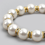 Pearl Bracelet with gold polish chakri
