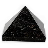 Pyramid in Black Tourmaline - 76 gms