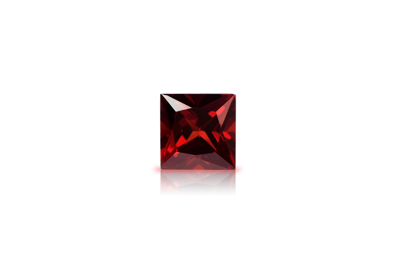 Red Garnet - Ceylon - 3 Carats