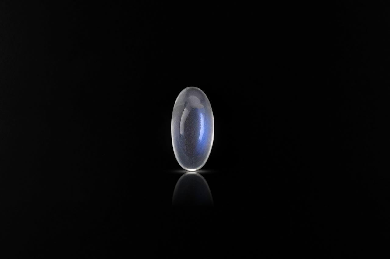 Ceylonese Moon Stone - 2.90 carats - I