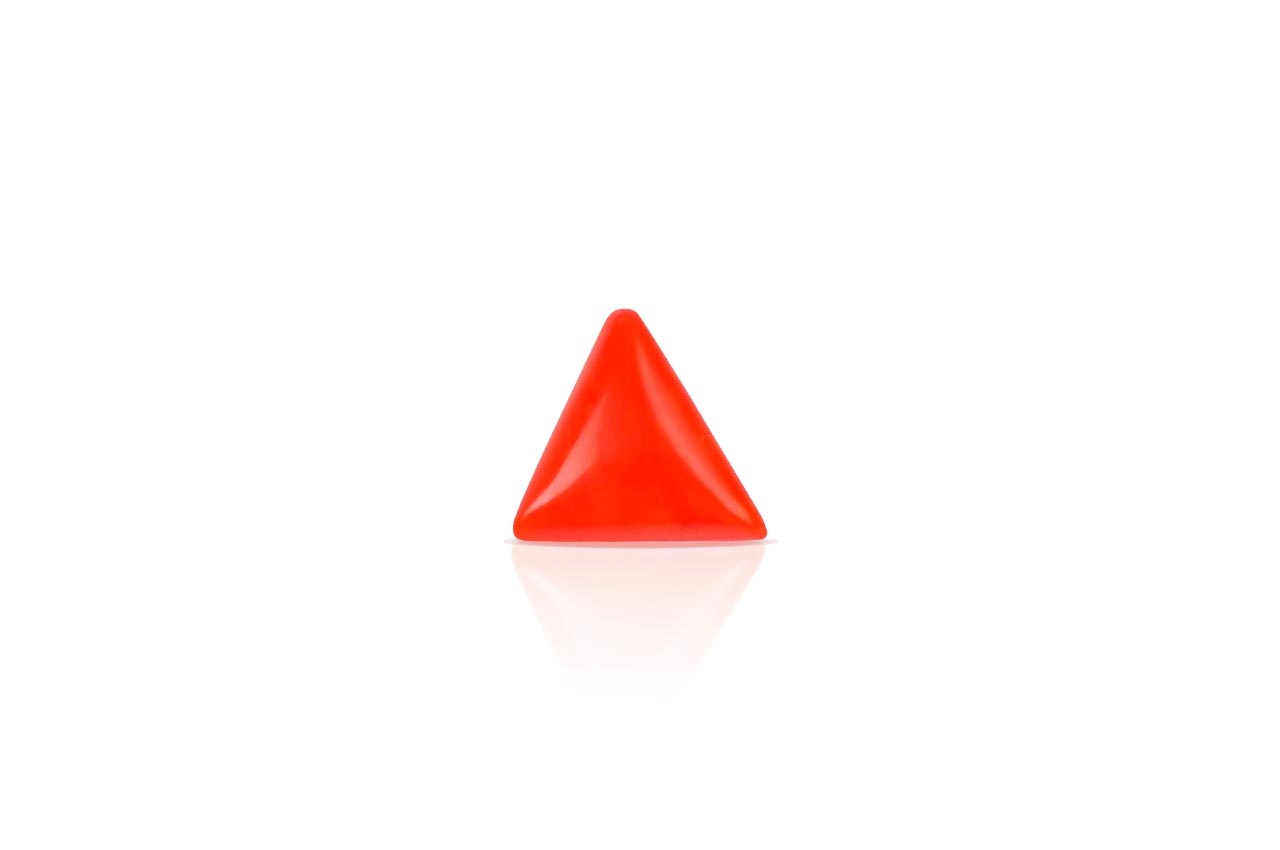 Italian Coral triangular - 4.35 carats - I