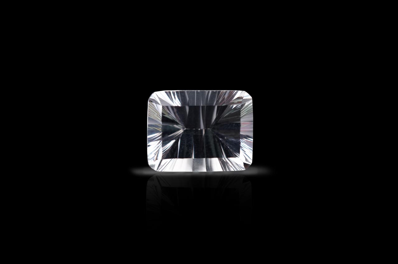 Crystal Superfine Cutting - 9.83 carats