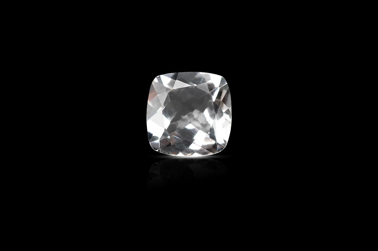 Crystal 5.56 carat