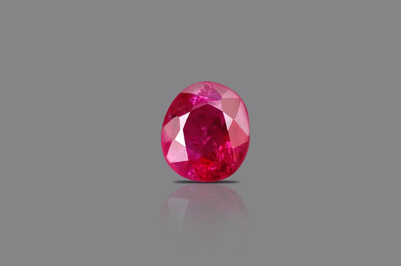 Natural old Burma Ruby - 0.88 carats