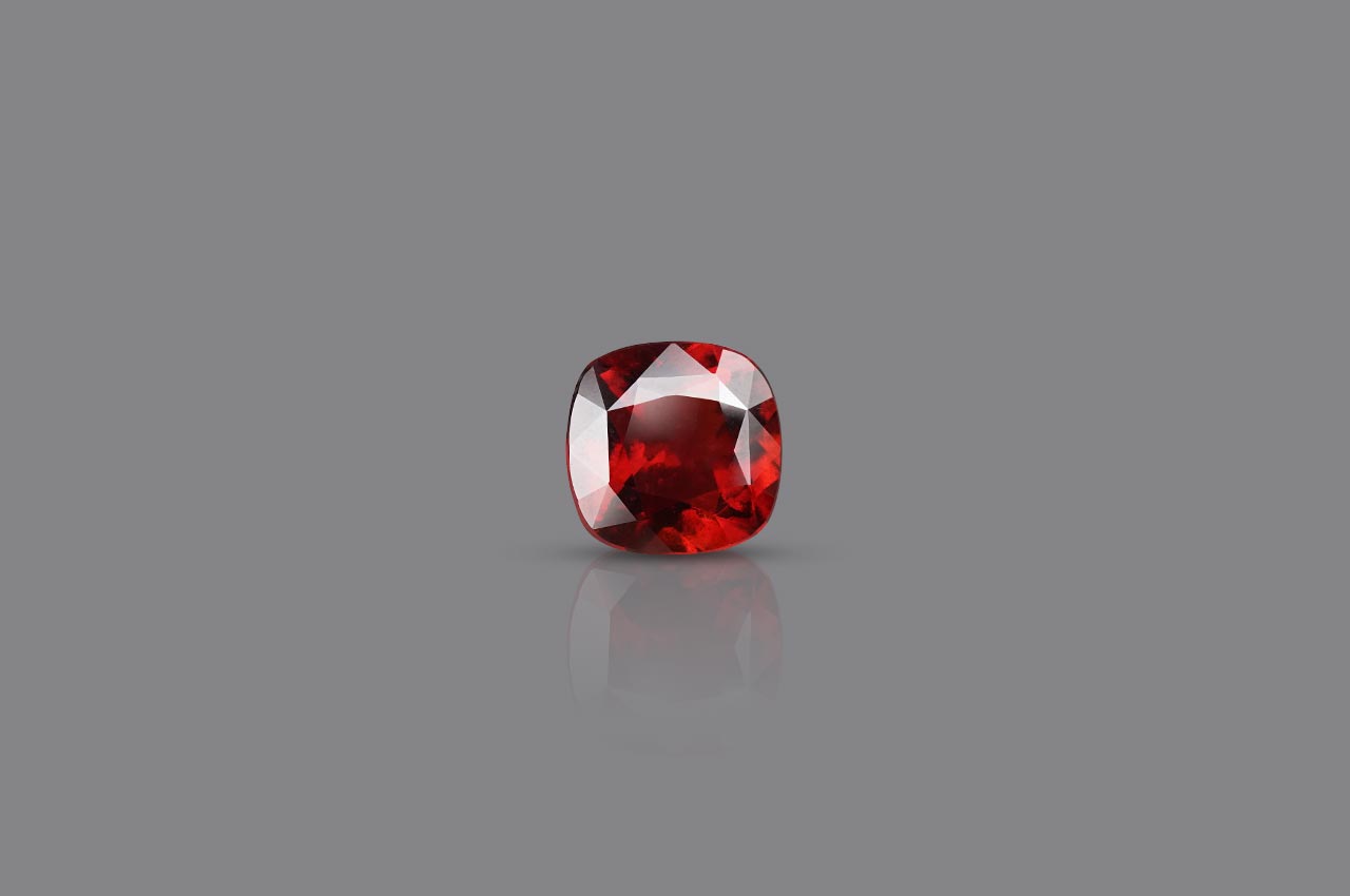 Hessonite Garnet - Gomed - 12.31 Carats