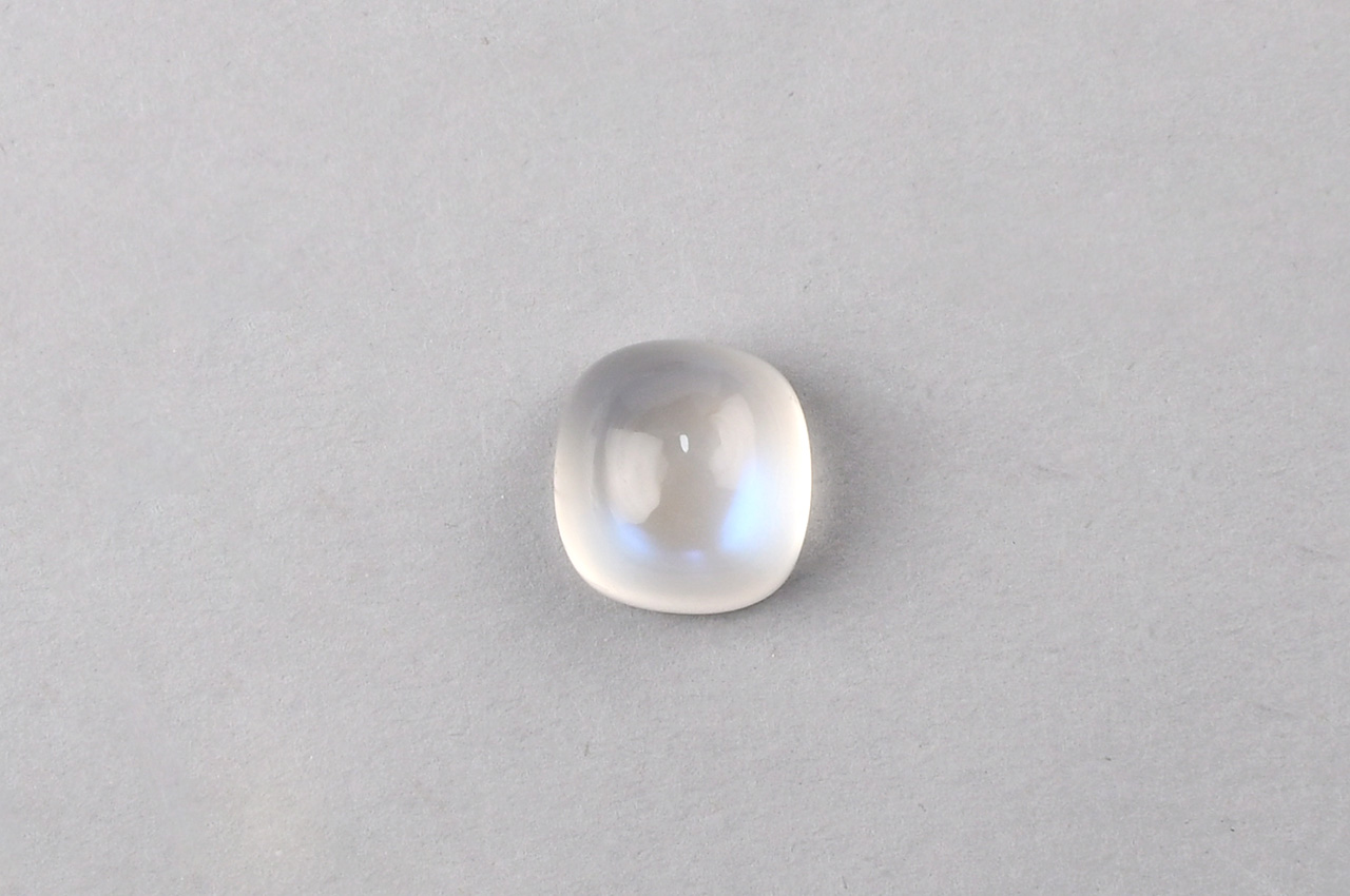 Ceylonese Moon Stone - 7 carats - I