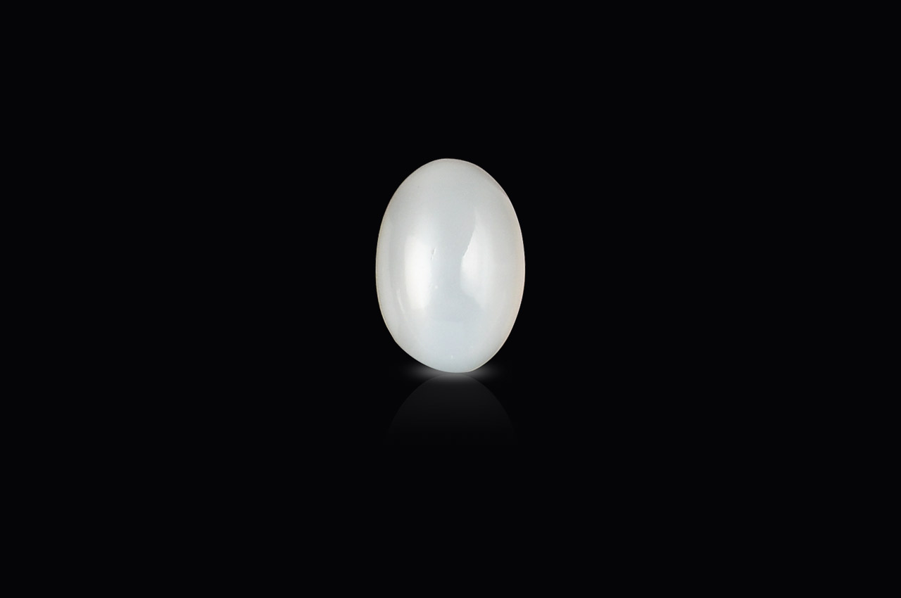 Moon Stone - 3 to 4 carats