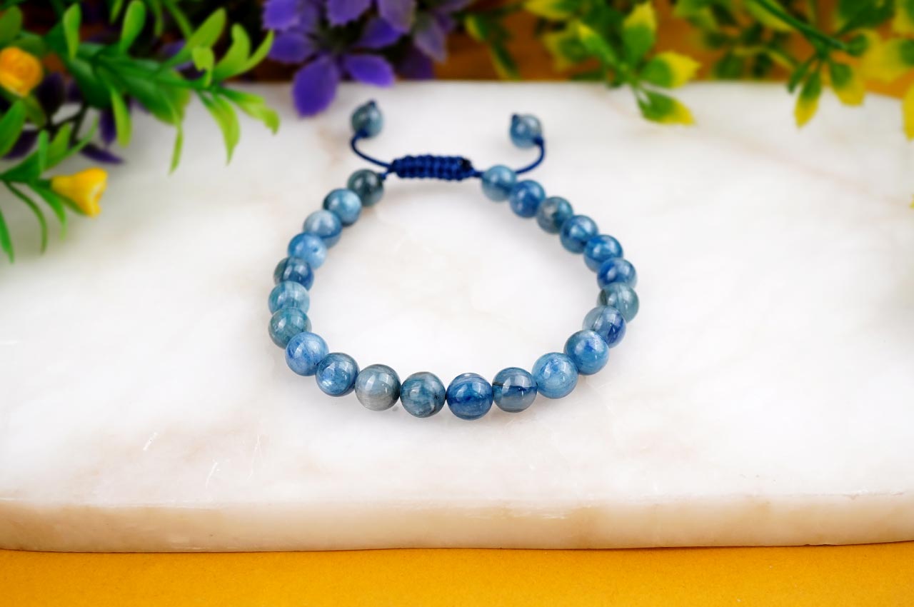 Kyanite Designer Bracelet With Adjustable Thread