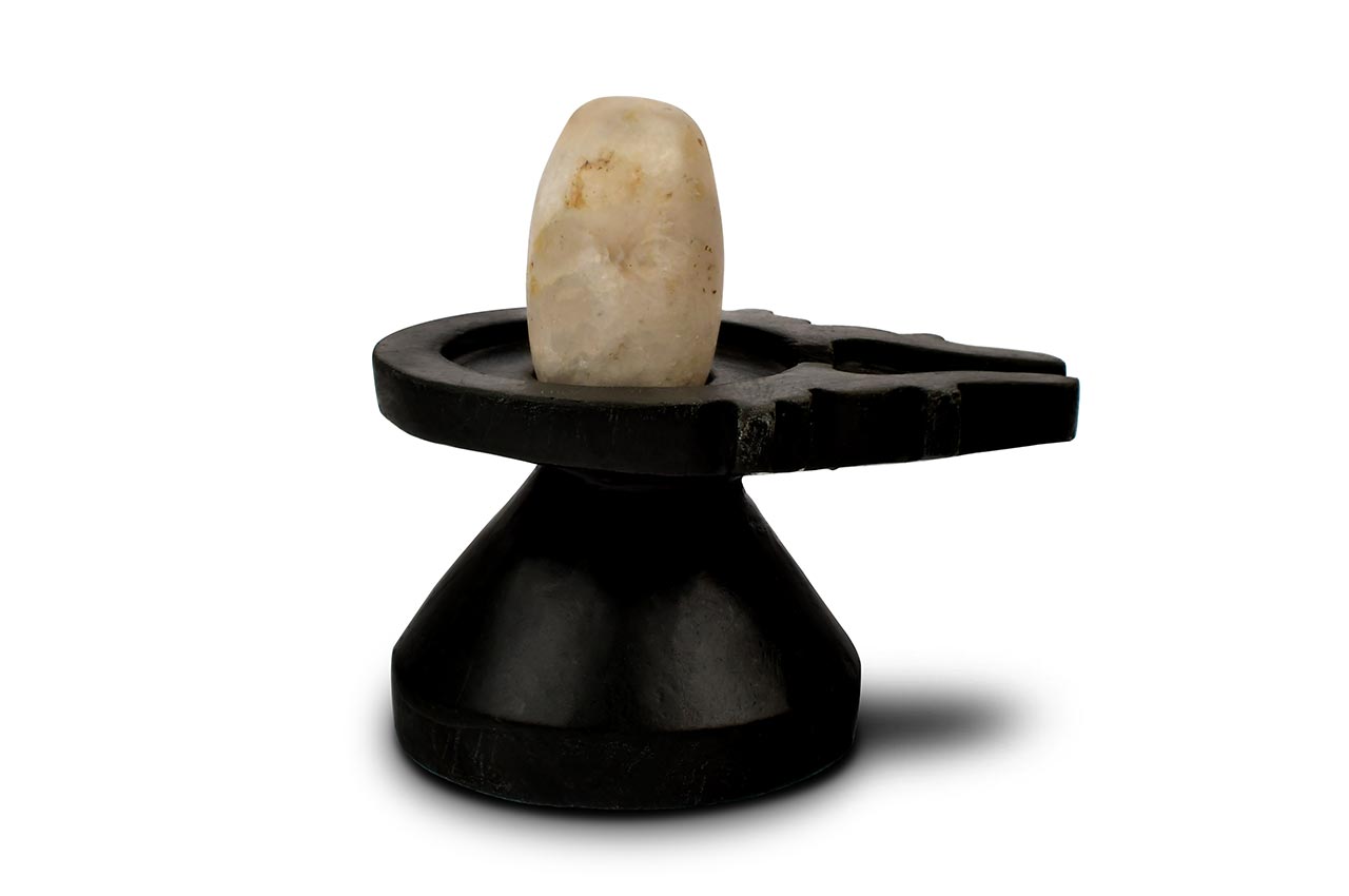 Bana Lingam with Stone Yoni base - CLXII