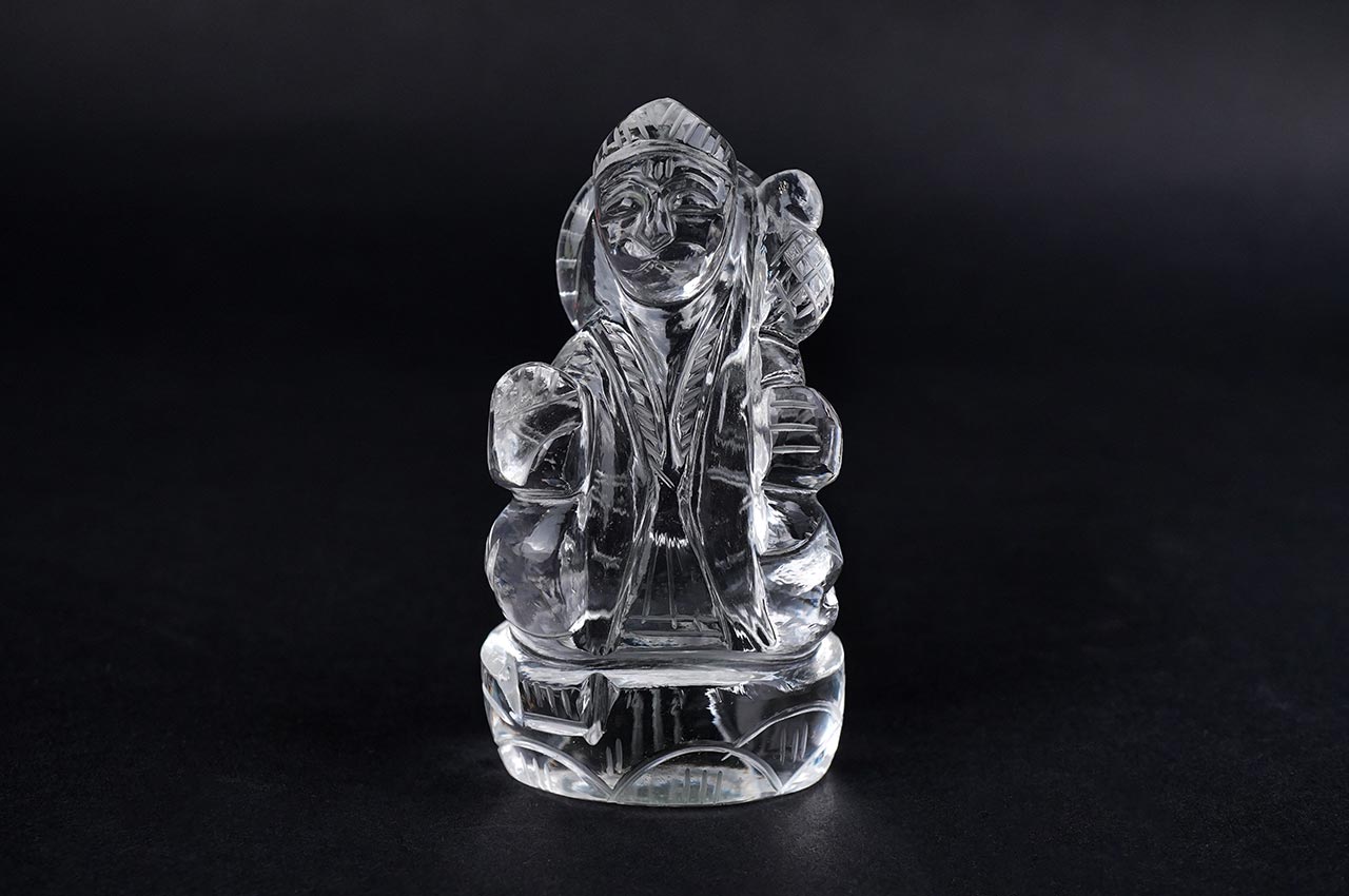 Sphatik Crystal Hanuman - 196 gms