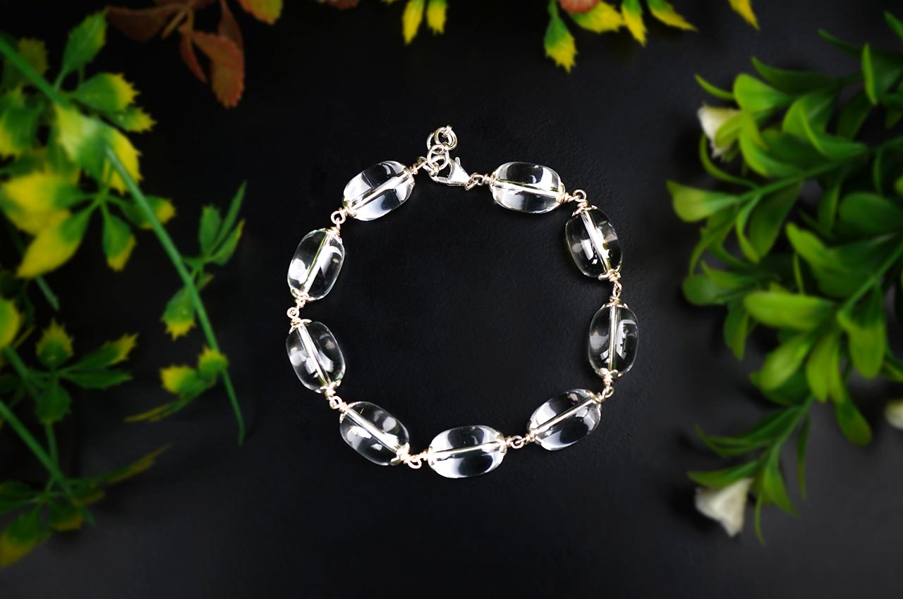 Drum Shaped Sphatik Bracelet With Silver Caps & Hook