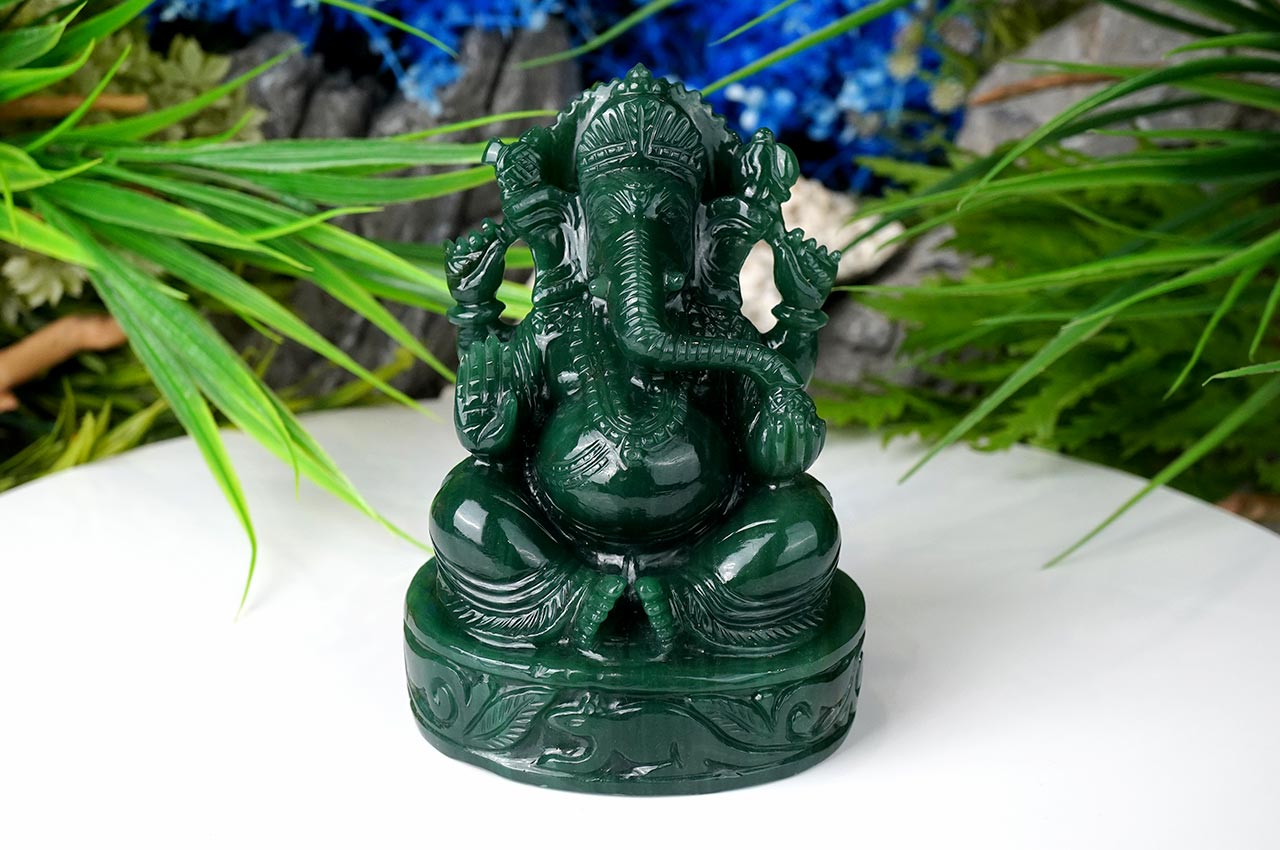Ganesha Columbian Green Jade - 1117 gms-1