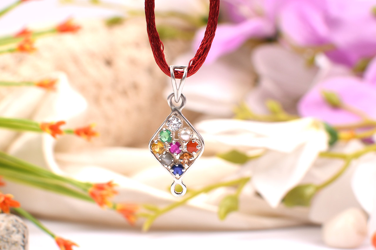 Navratna Pendent - Design III