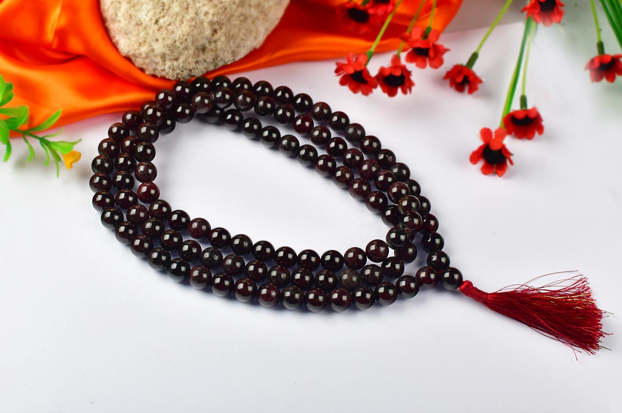 Hessonite Garnet Round Beads Mala With Knots