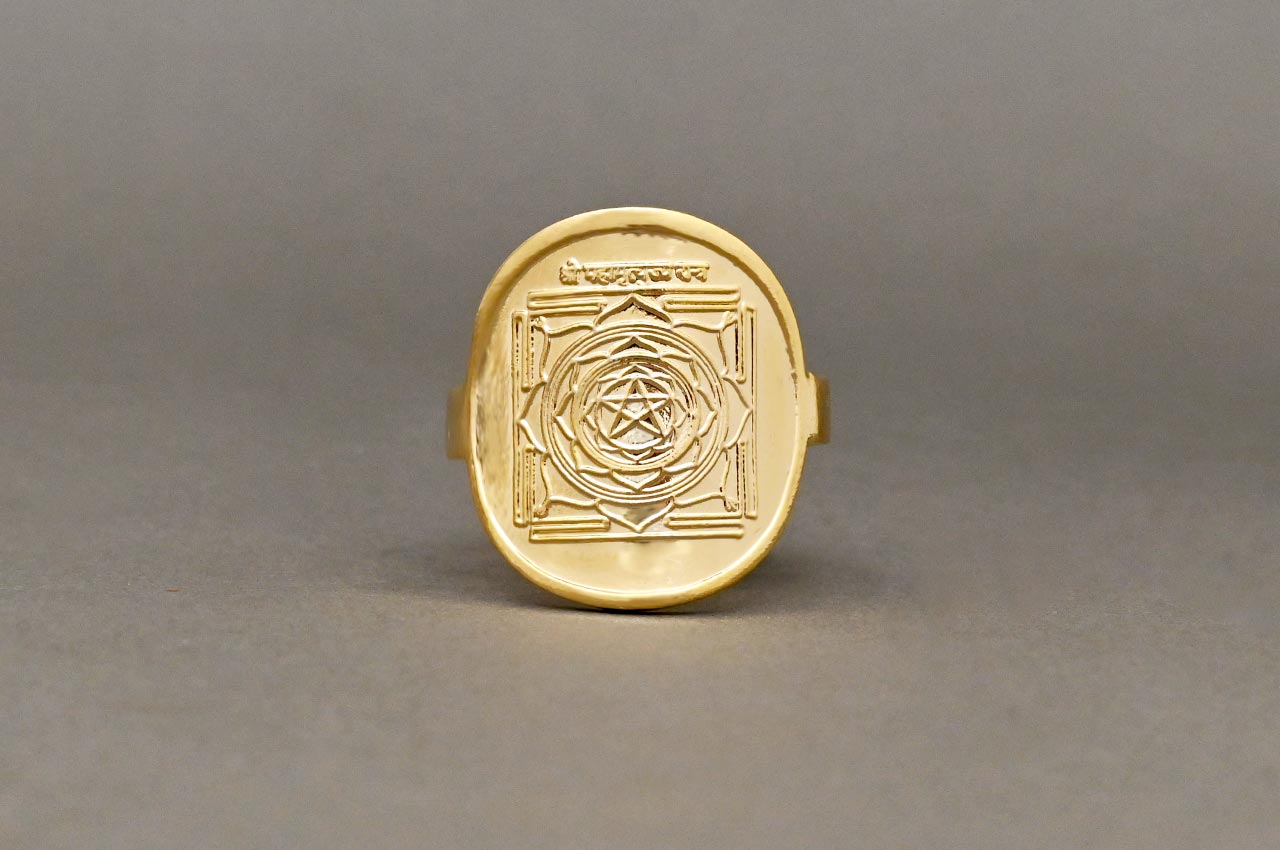 Shree Mahamrityunjaya Yantra Ring in Pure Gold (22K)