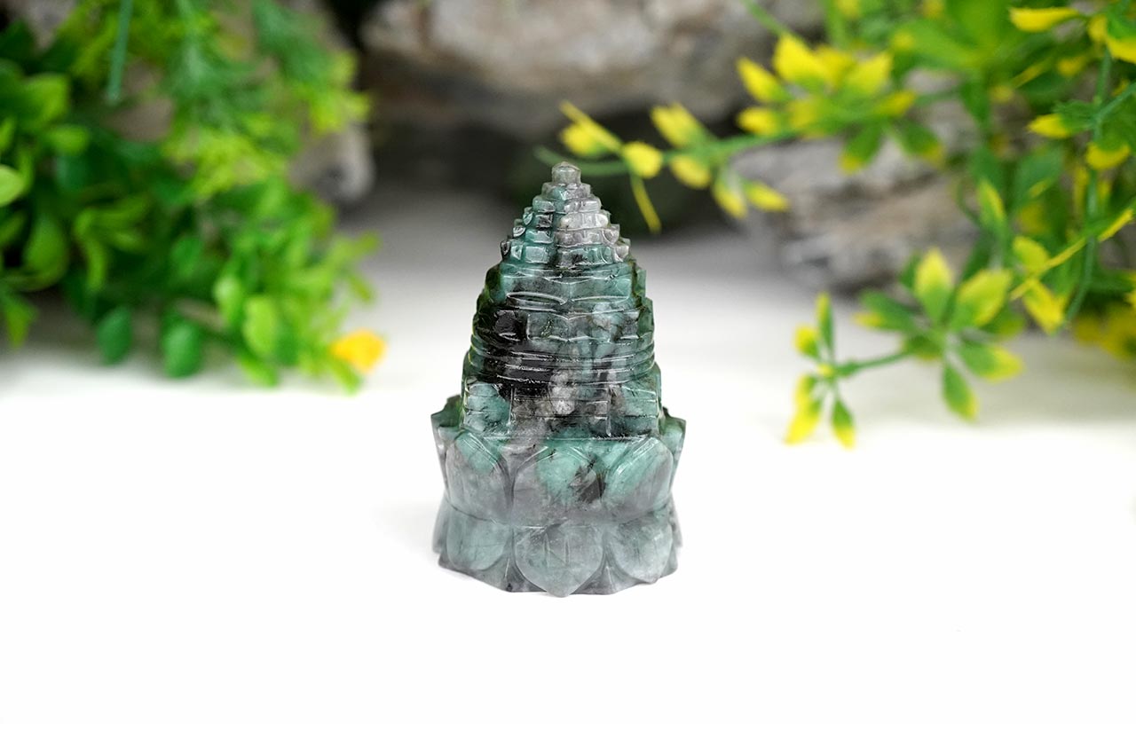 Emerald Shree Yantra on Lotus - 533.25 carat
