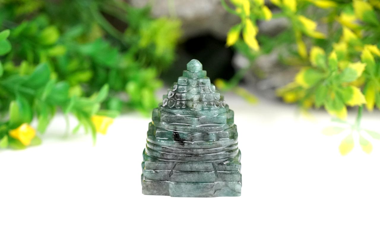 Emerald Shree Yantra - 471.05 carats