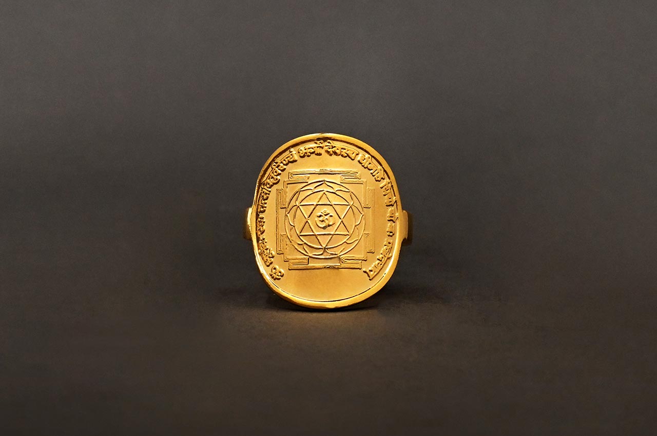 Shree Gayatri Yantra Ring in Pure Gold