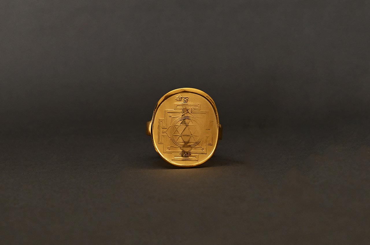 Shree Durga Yantra Ring in Pure Gold