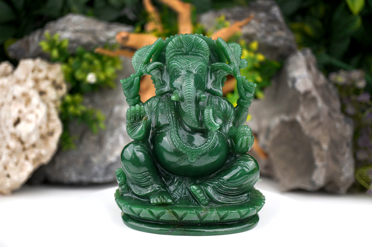 Ganesha Columbian Green Jade - 1073 gms
