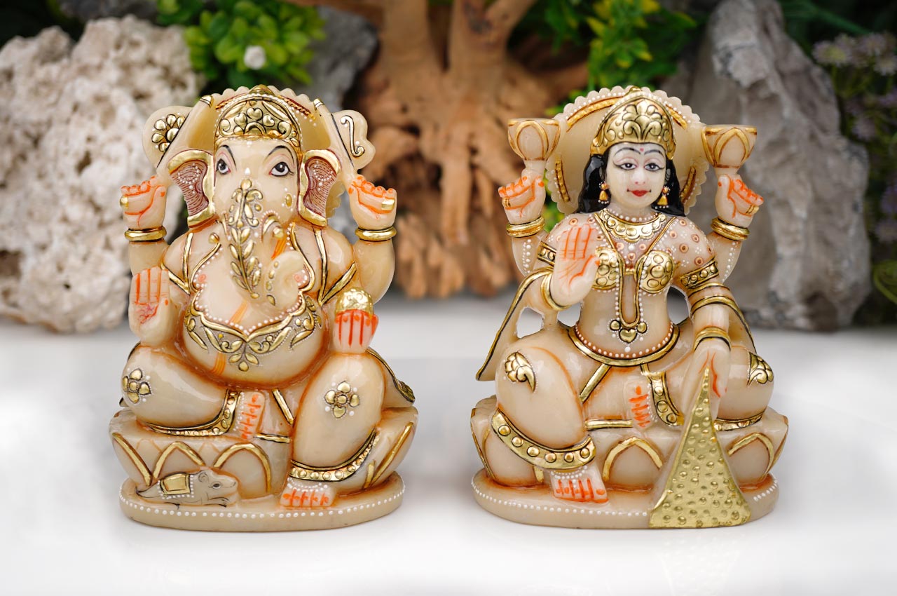 Divine Pair Ganesh Laxmi in Ivory Yellow Jade