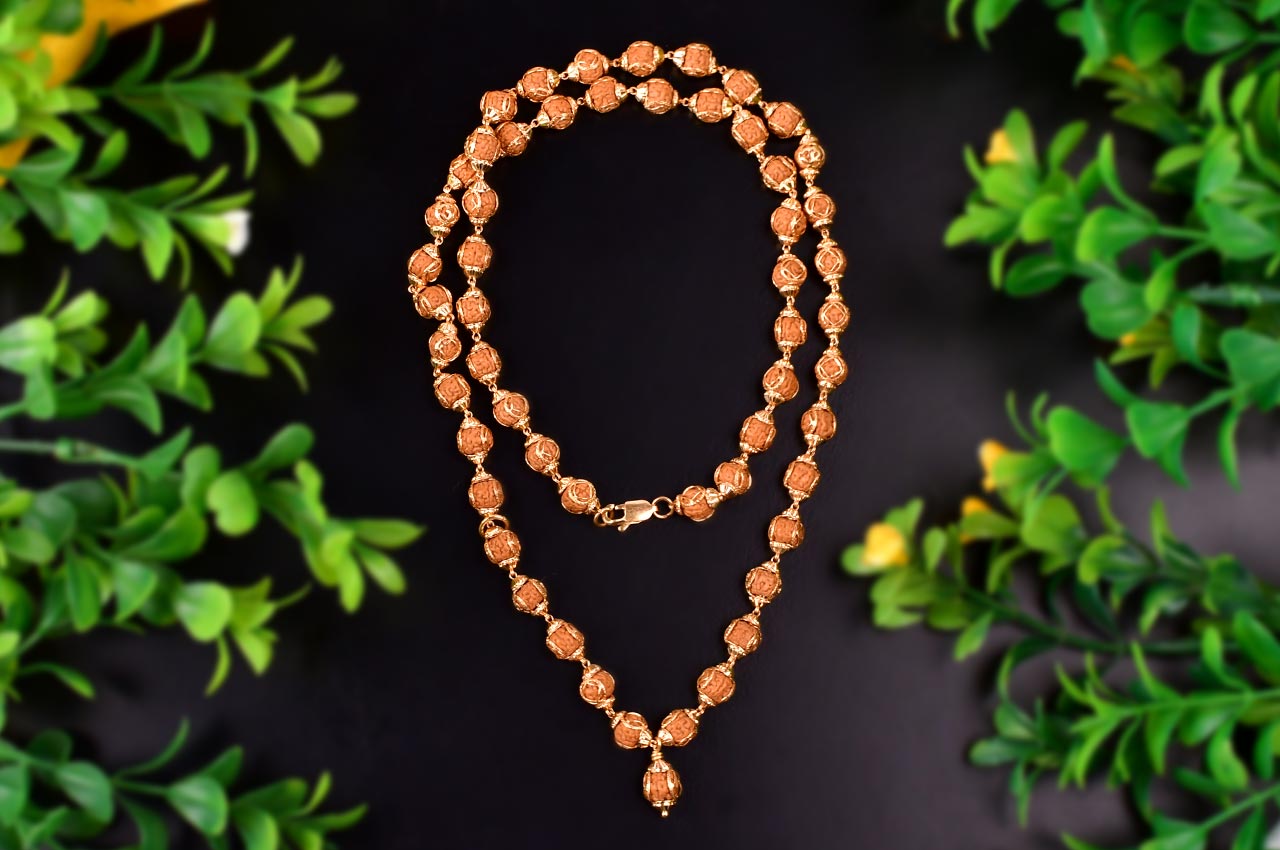 Rudraksha Chikna Guru Beads Mala with OM Design Gold 22K Caps